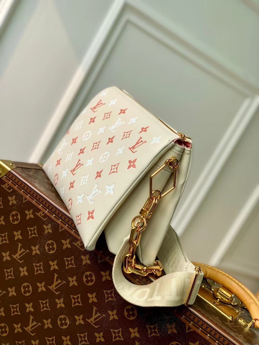 Louis Vuitton® Coussin PM Red. Size in 2023