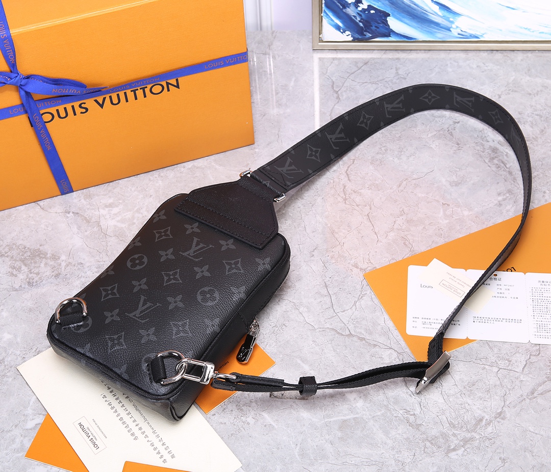 LV M30741 Louis Vuitton Outdoor Slingbag Black - Wholesales High