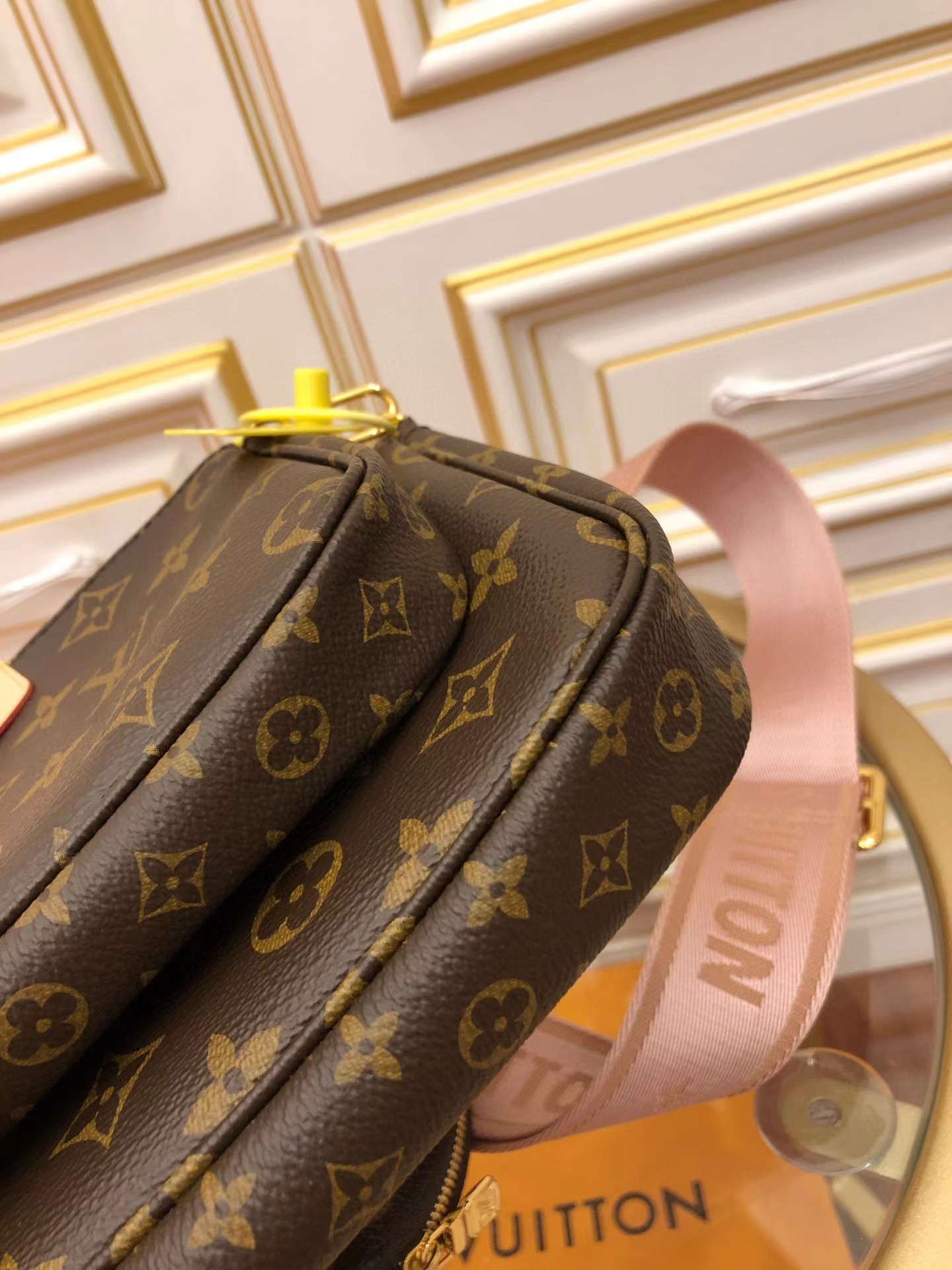 Pochette Accessoires Bag – RvceShops Revival - Фірмові кросівки louis  vuitton - Brown Louis Vuitton Monogram Maxi Multi