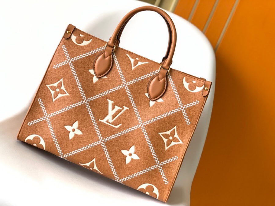 Louis Vuitton Arizona Onthego MM M46015