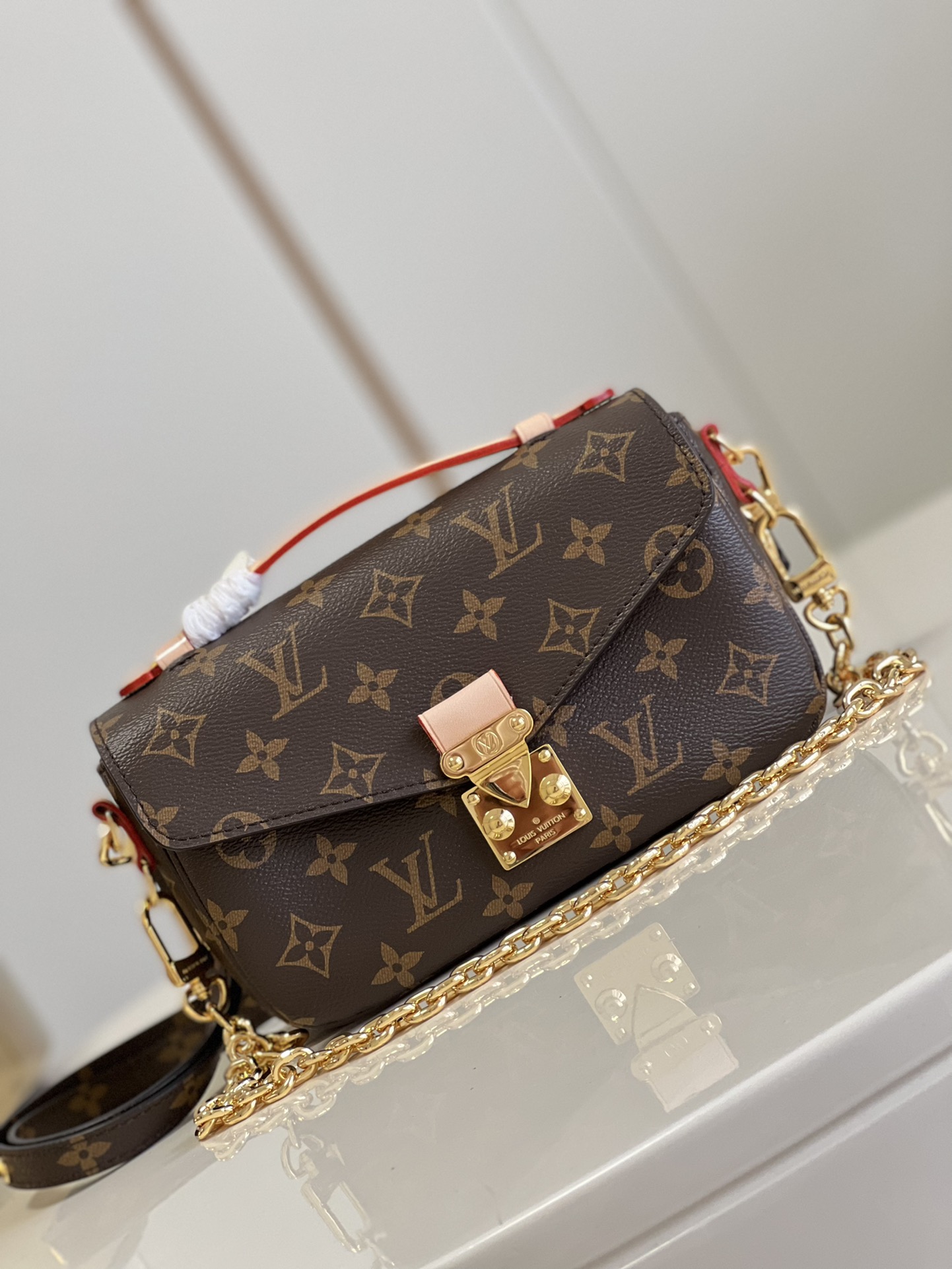 CORRECT VERSION 1:1 Louis Vuitton Pochette Métis East West Bag from Suplook  (TOP QUALITY, 1:1 Reps, Correct material, Pls Contact Whatsapp at  +8618559333945 to make an order or check details. Wholesale and