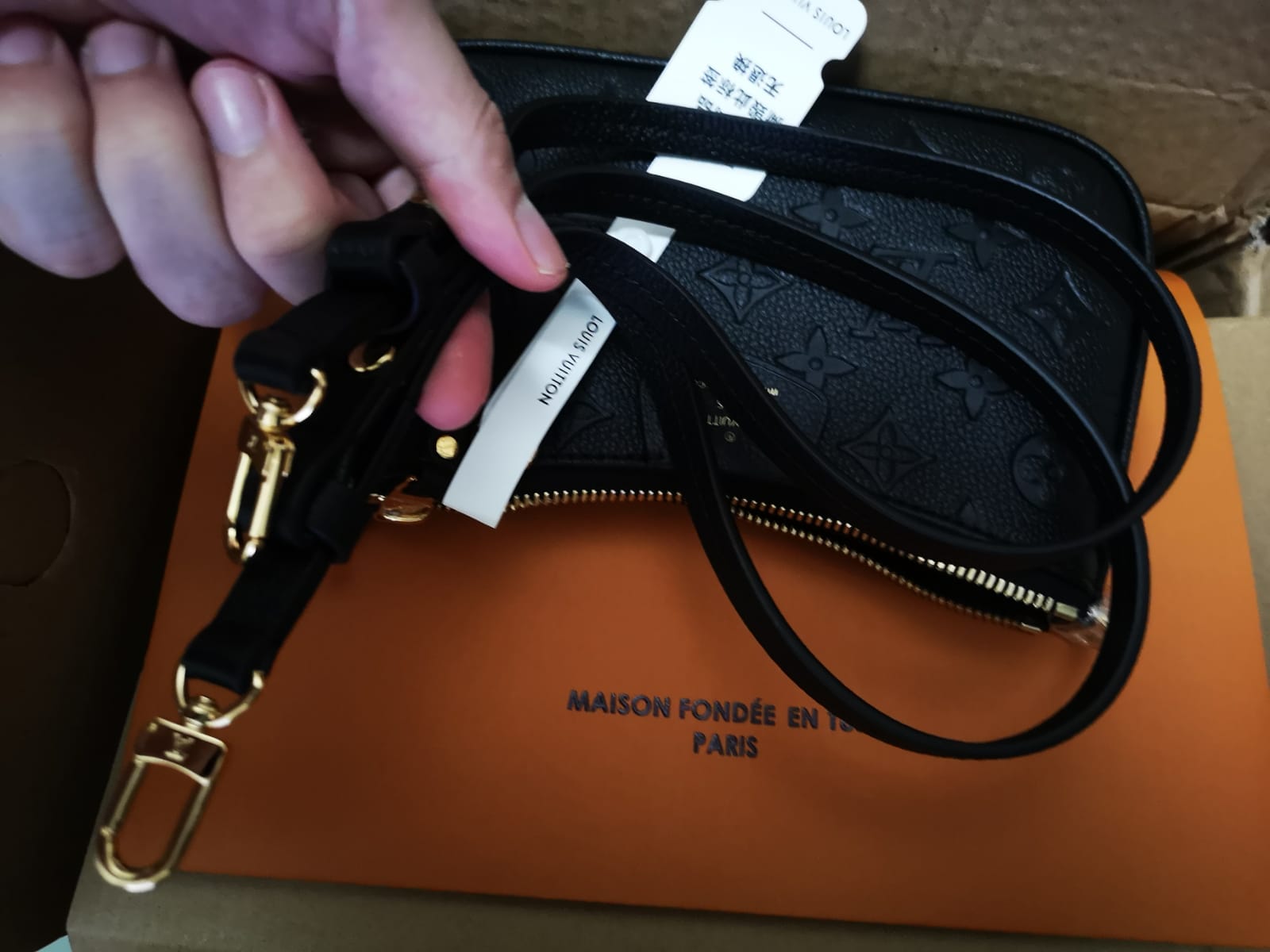 Túi LV Easy Pouch on Strap M80349 Like auth 1:1 634-1